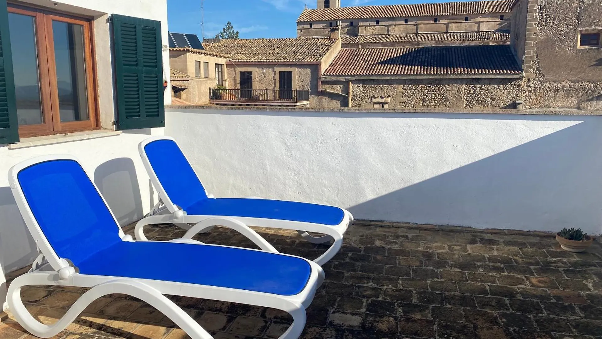 Casa Nuria, Haus Im Zentrum Von Pollensa, 10 Meter Von Der Calvario Treppe Entfernt, Fuer 6 Personen, Mit Wifi Und Klimaanlage, Spain