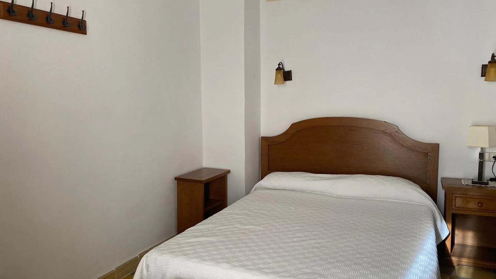 Casa Nuria, Haus Im Zentrum Von Pollensa, 10 Meter Von Der Calvario Treppe Entfernt, Fuer 6 Personen, Mit Wifi Und Klimaanlage, Spain