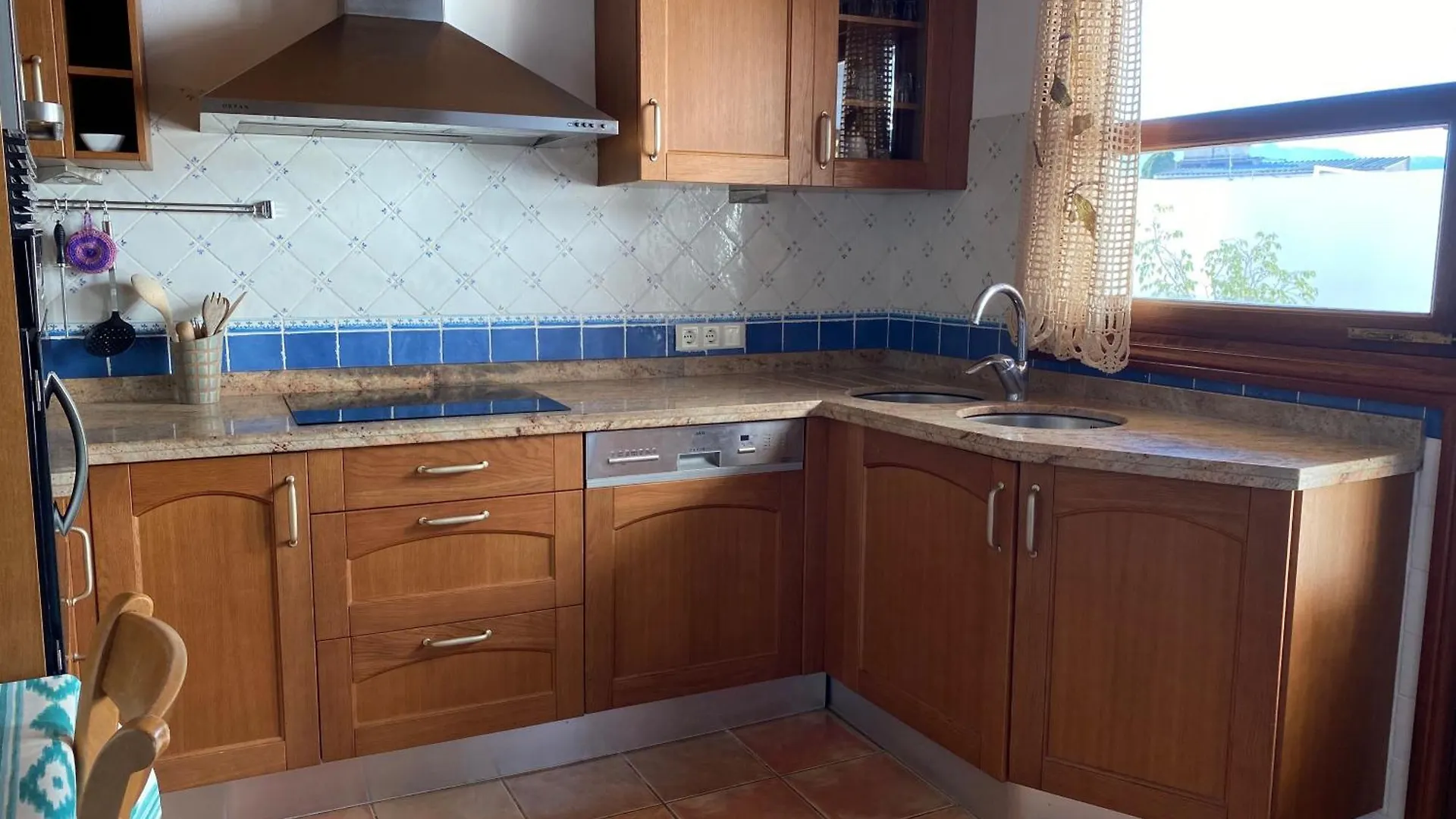 Casa Nuria, Haus Im Zentrum Von Pollensa, 10 Meter Von Der Calvario Treppe Entfernt, Fuer 6 Personen, Mit Wifi Und Klimaanlage, Holiday home